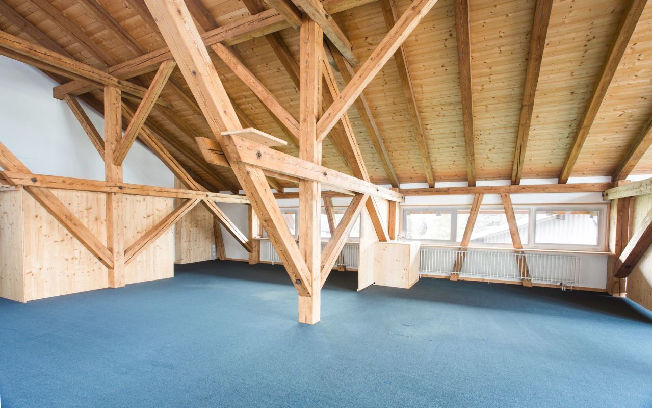 "Zentrum Neuhof" 108m2 Raum für Ideen