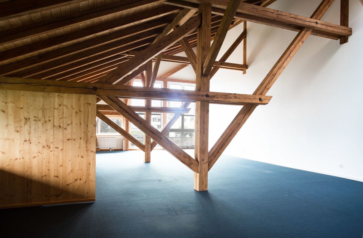 "Zentrum Neuhof" 108m2 Raum für Ideen